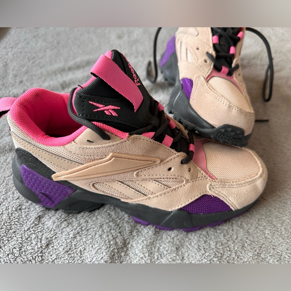 Reebok Tan and Pink hiking Shoes